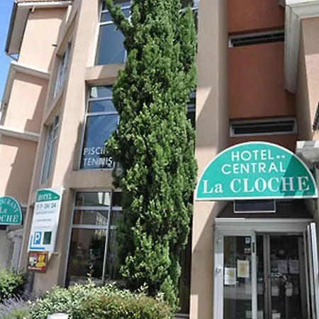 Central Restaurant La Cloche 2* Sassenage